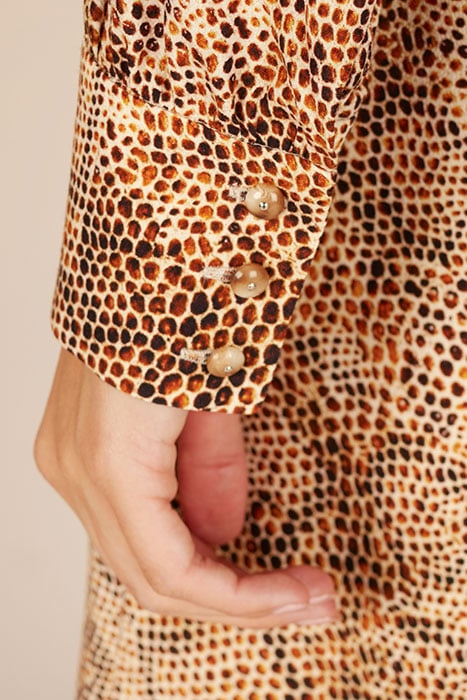 DRESS WITH BIG CUFFS BROWN 5