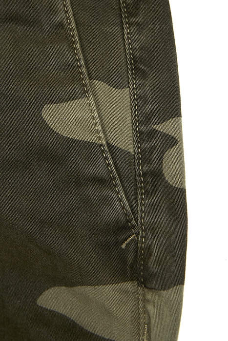 SLIM FIT GREEN CHINO 3