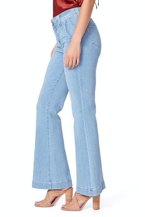 GENEVIEVE 32IN WIDE WB NLTY BT BRIELLE 2