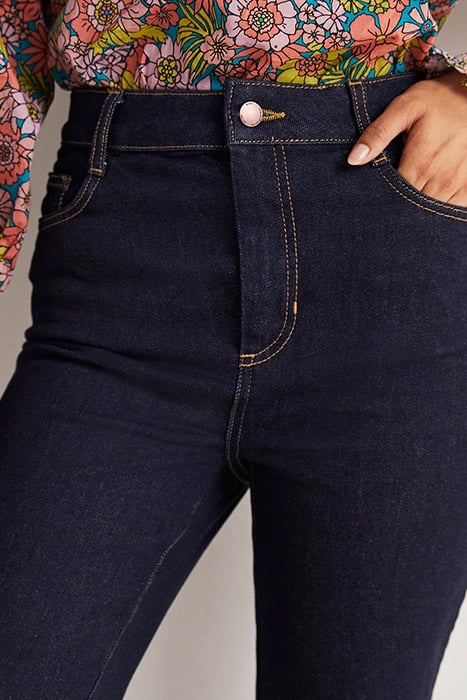 HIGH WAIST SMART FLARE JEANS DDN 4
