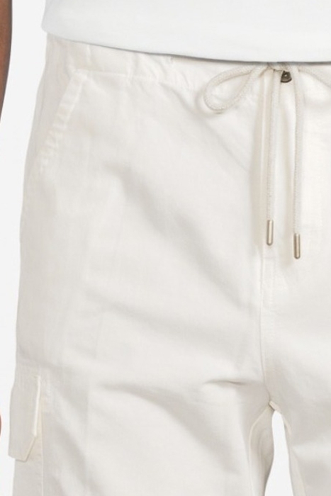OFF-WHITE CARGO SHORTS 4