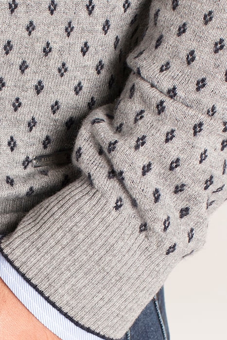 WLCASH JACQ ROUND-NK SF SWT GREY 6