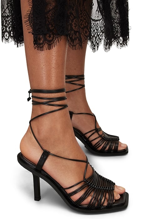 DINA HEELED SANDAL BLACK 2
