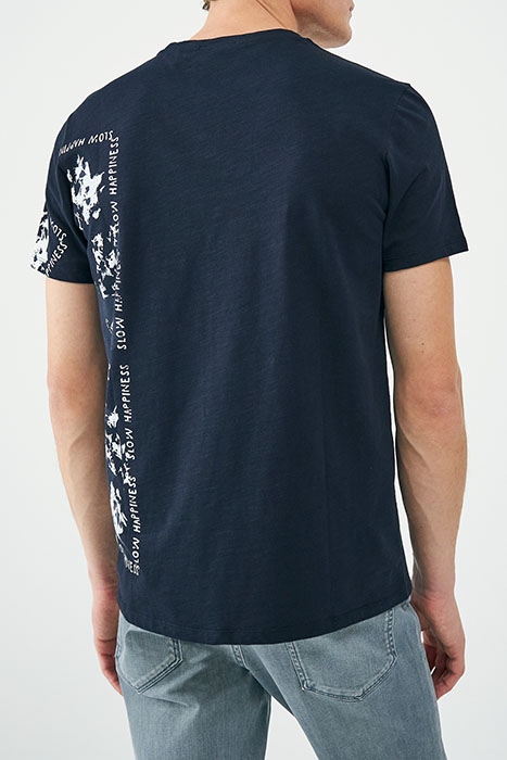 MEN'S NAVY BANDANA MOTIF T-SHIRT 2