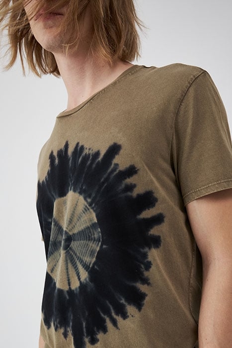 LIGHT KHAKI TIE-DYE T-SHIRT WITH IMAGES 6