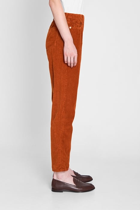 CAROLINE CROPPED POTTERY CLAY 6