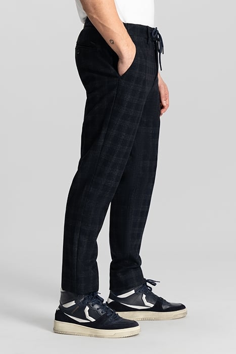 DS_LANCASTER TAPERED BLUE NIGHTS 4