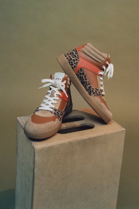 BEIGE, ORANGE AND LEOPARD  LEATHER MIX TRAINERS 7