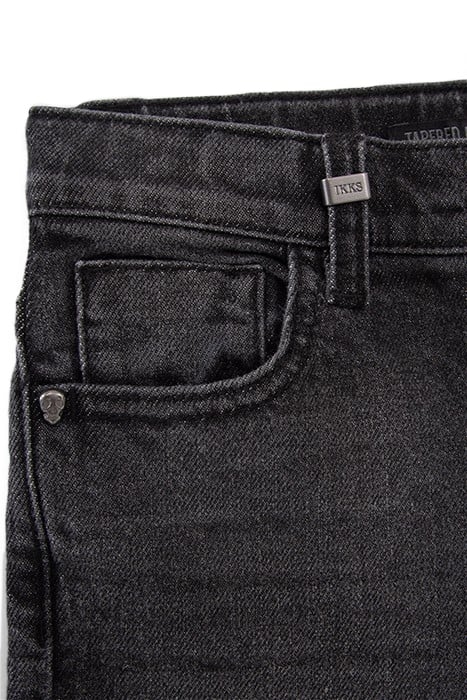 BOYS’ GREY EMBROIDERED AND DISTRESSED KNEE TAPERED JEANS 5