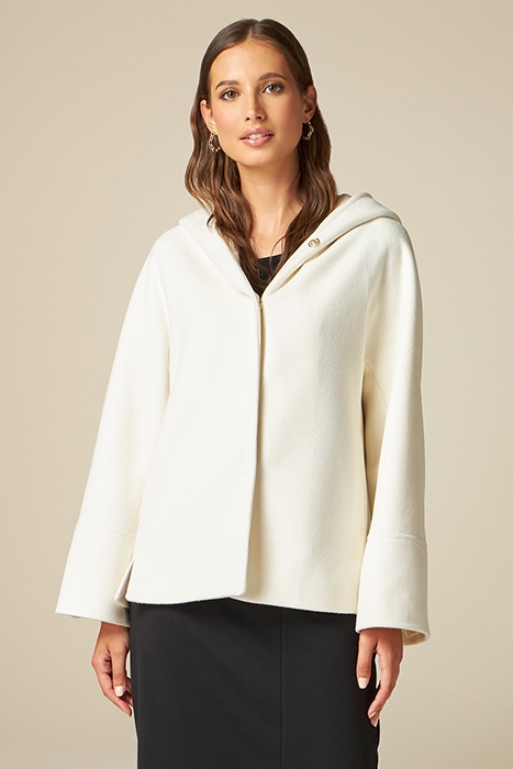 HOODED CAPE WHITE 1