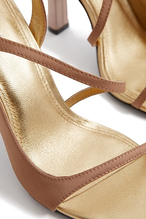 CHILTERN-ASSYMETRIC NUDE 5