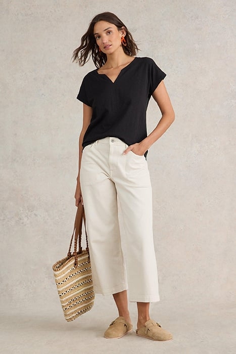 NELLY NOTCH NECK TEE PURE BLACK 3