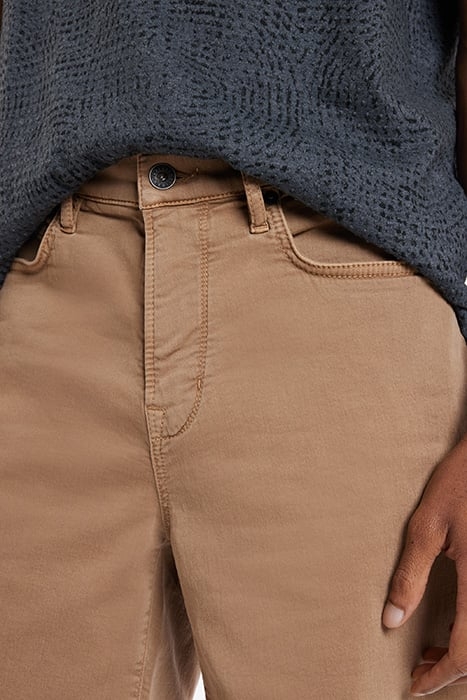 GARRY GARMENT DYED SHORT CLAY BROWN 3