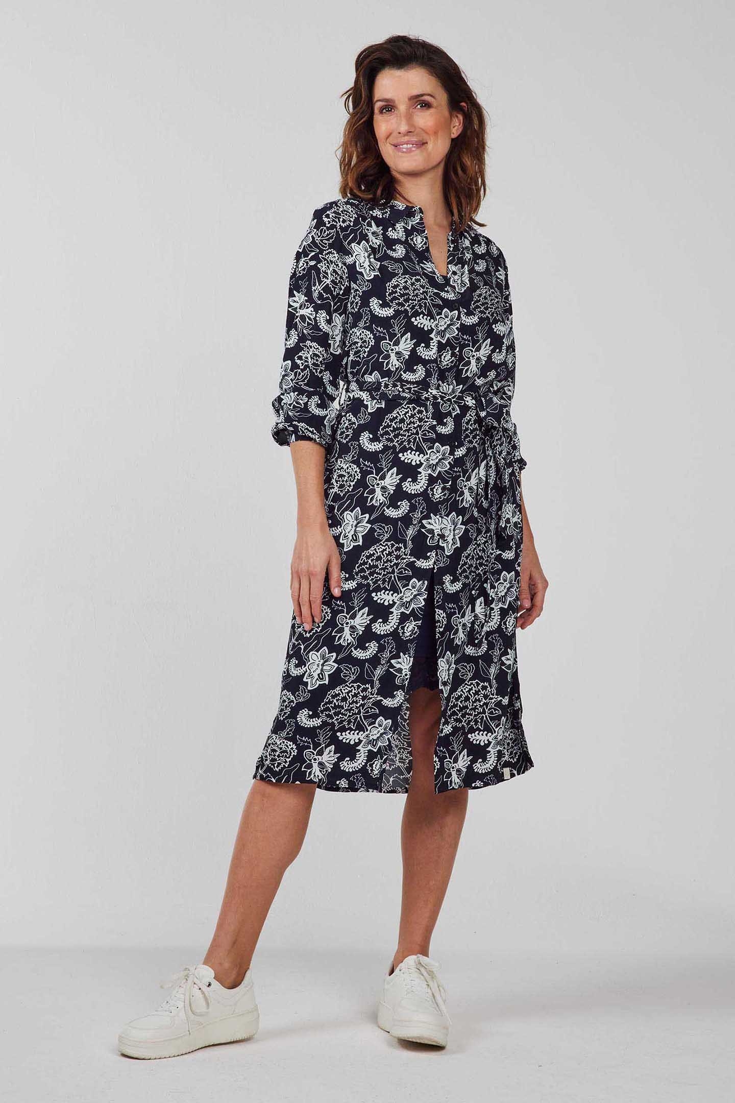 LONGER TUNIC PRECIOUS, 3/4 SLEEVE DARKBLUE WITH WHITE SENNA  1