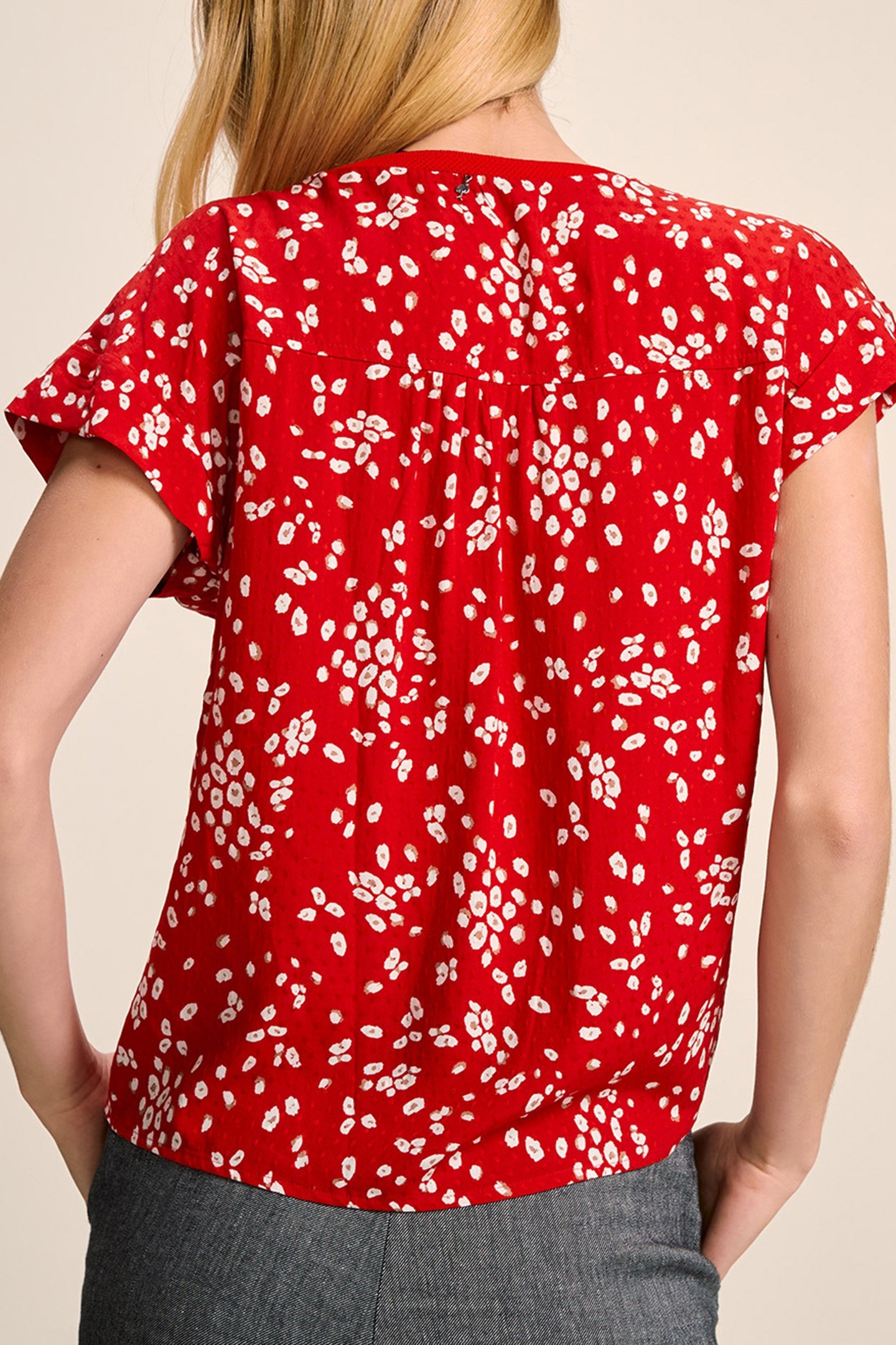 CHAPA _ CHERRY TOP WITH ABSTRACT FLOWER PRINT RED 2