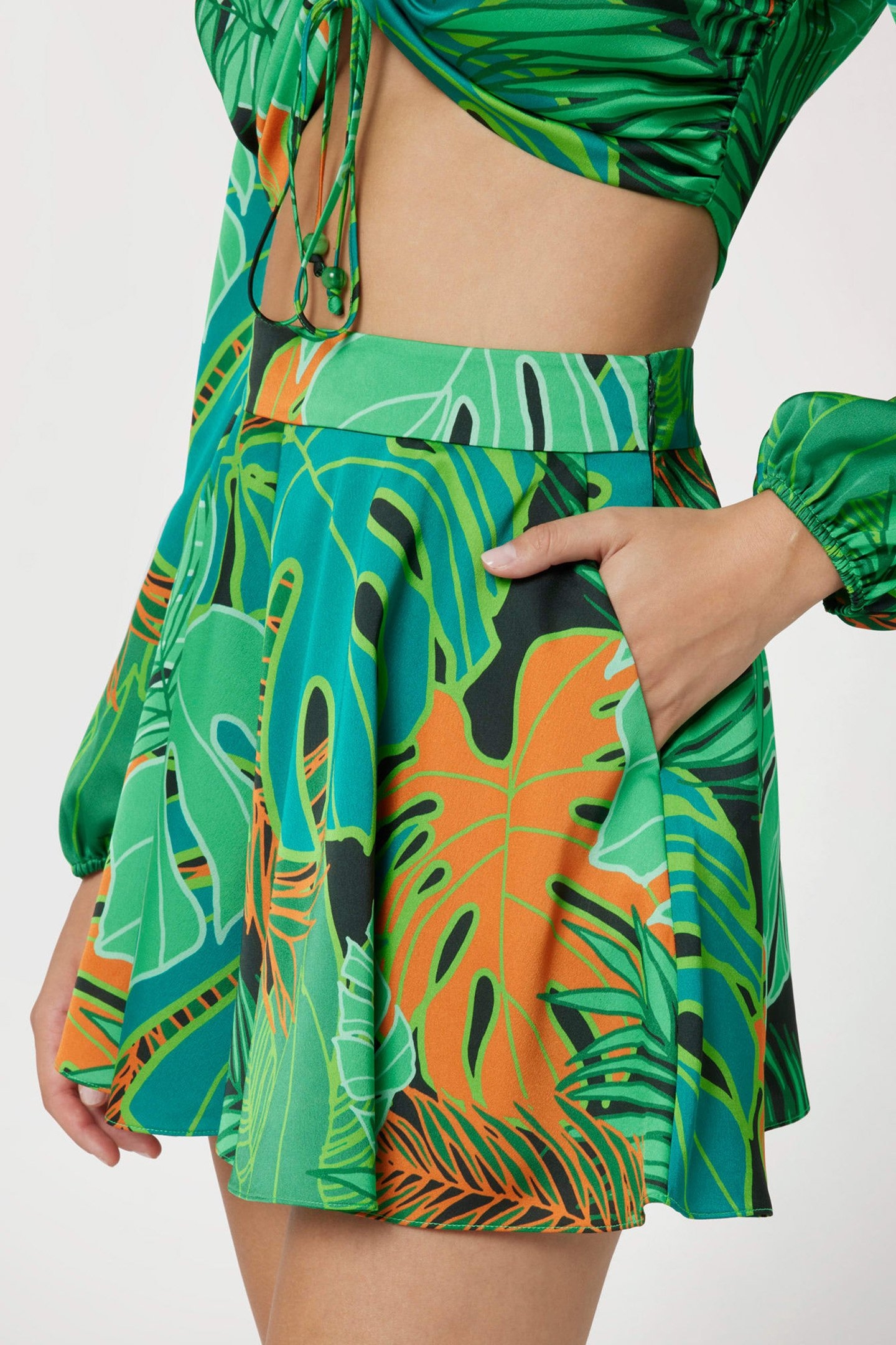 AMAZON SHORT AMAZON LEAF 5