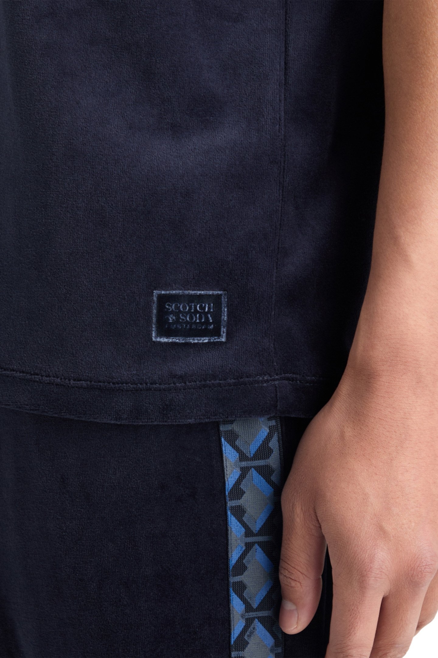 VELOUR T-SHIRT NIGHT 7