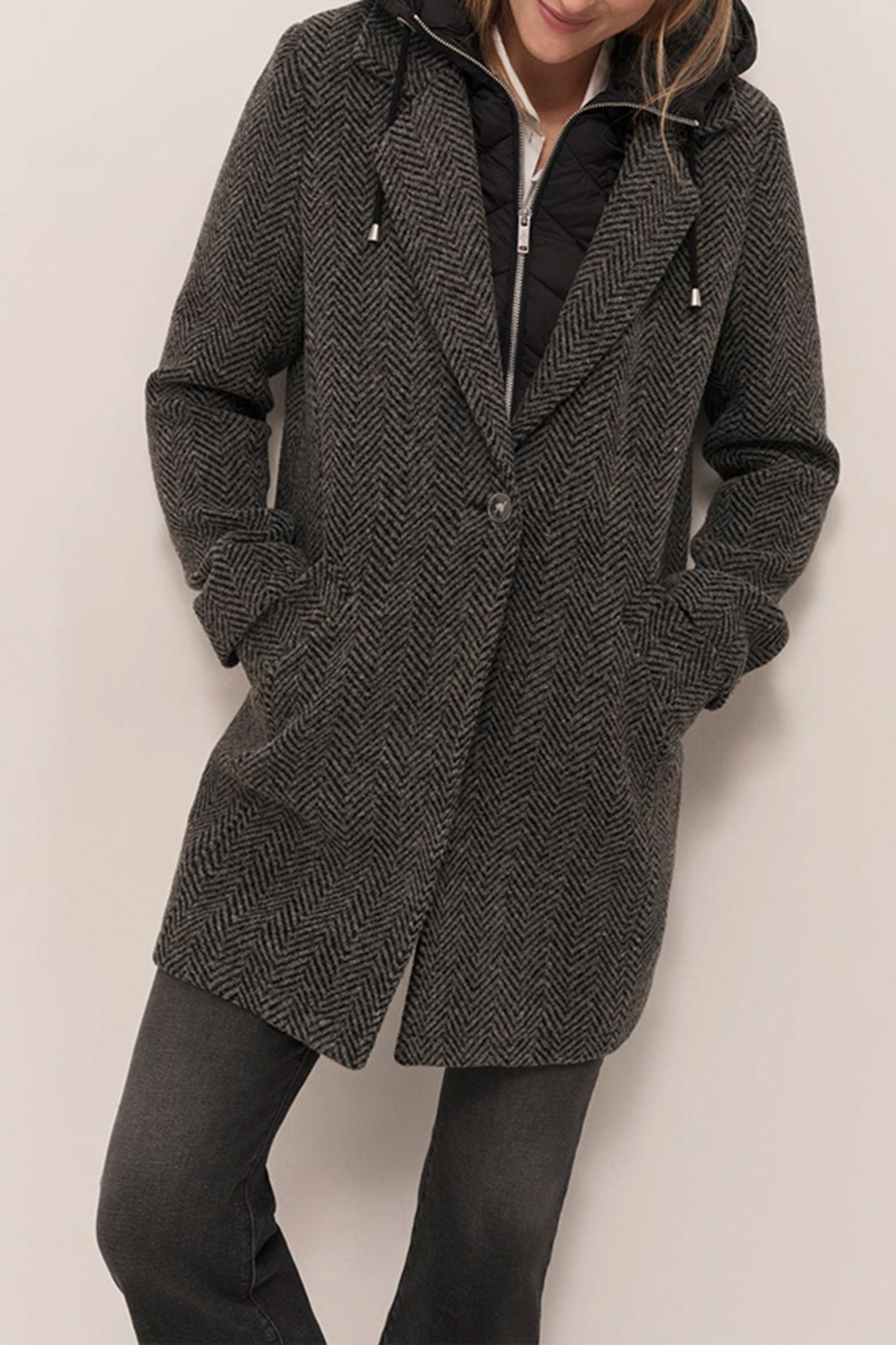 DEW - BLACK HERRINGBONE WOOL COAT WITH REMOVABLE TRIMMING 6