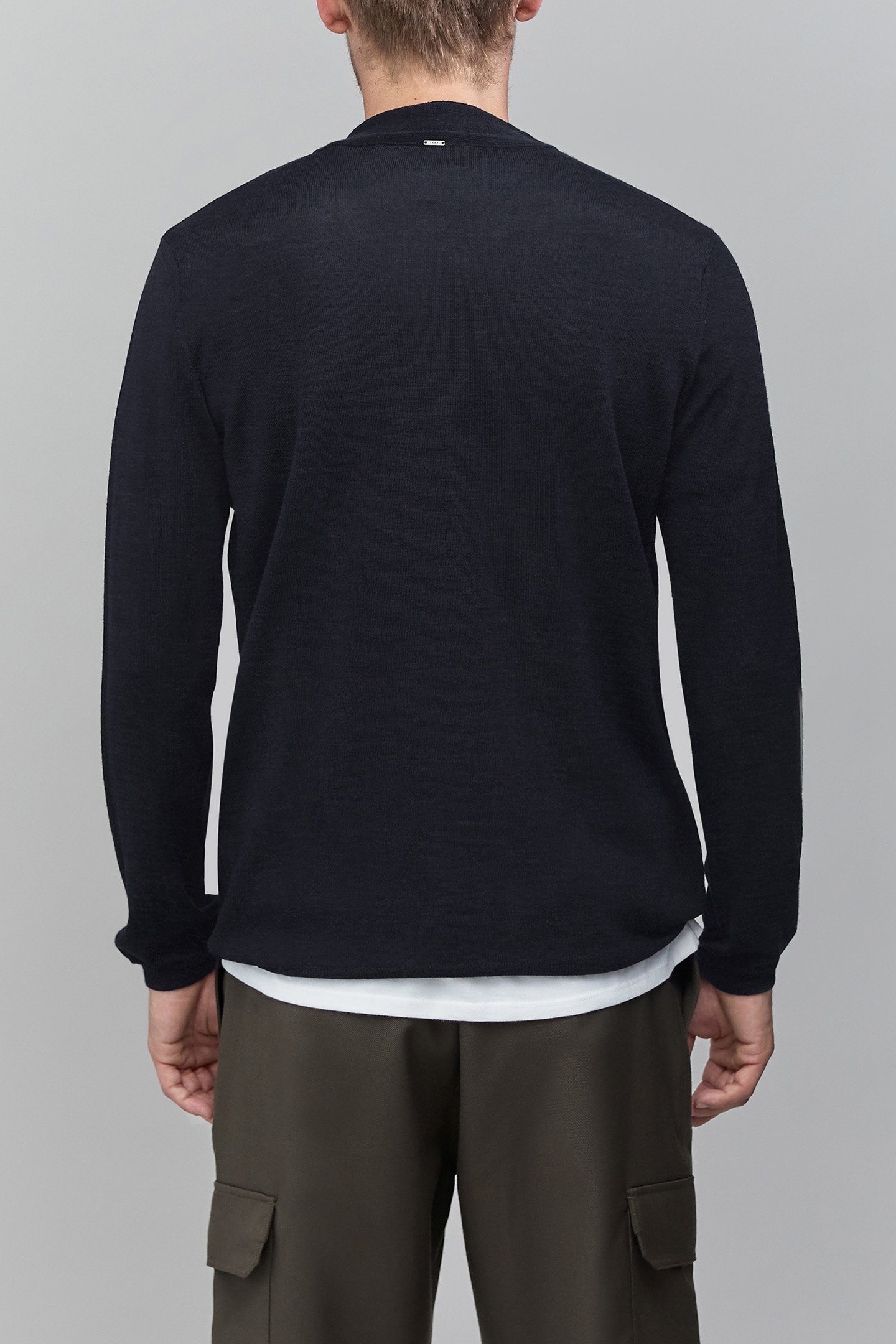 NAVY MOCK-NECK SWEATER 2