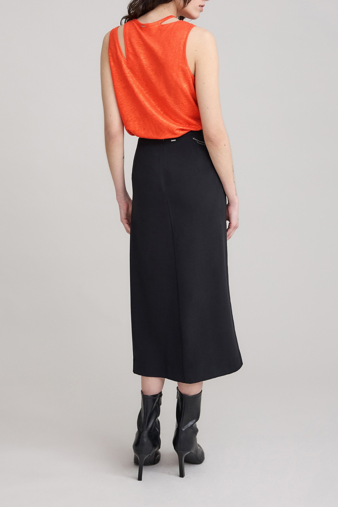 IRIDESCENT LINEN KNIT ASYMMETRICAL MELON TEE-SHIRT 4