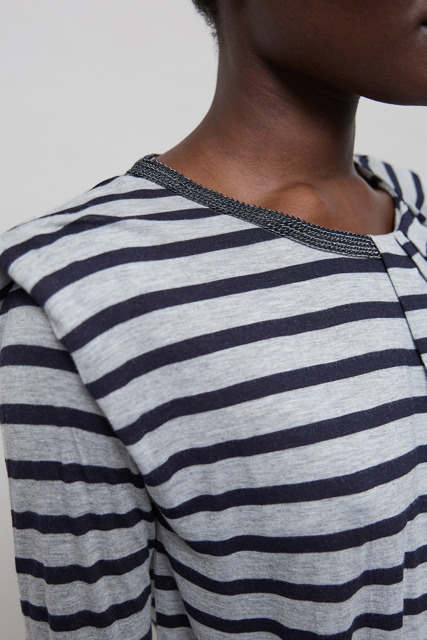 SAILOR T-SHIRT WITH ROUND NECK AND PEARLS 6