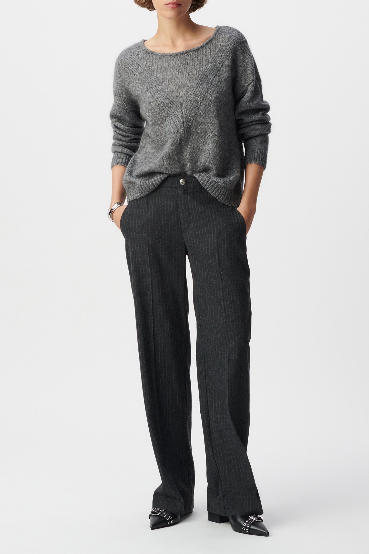 GREY HERRINGBONE KNIT SWEATER 3