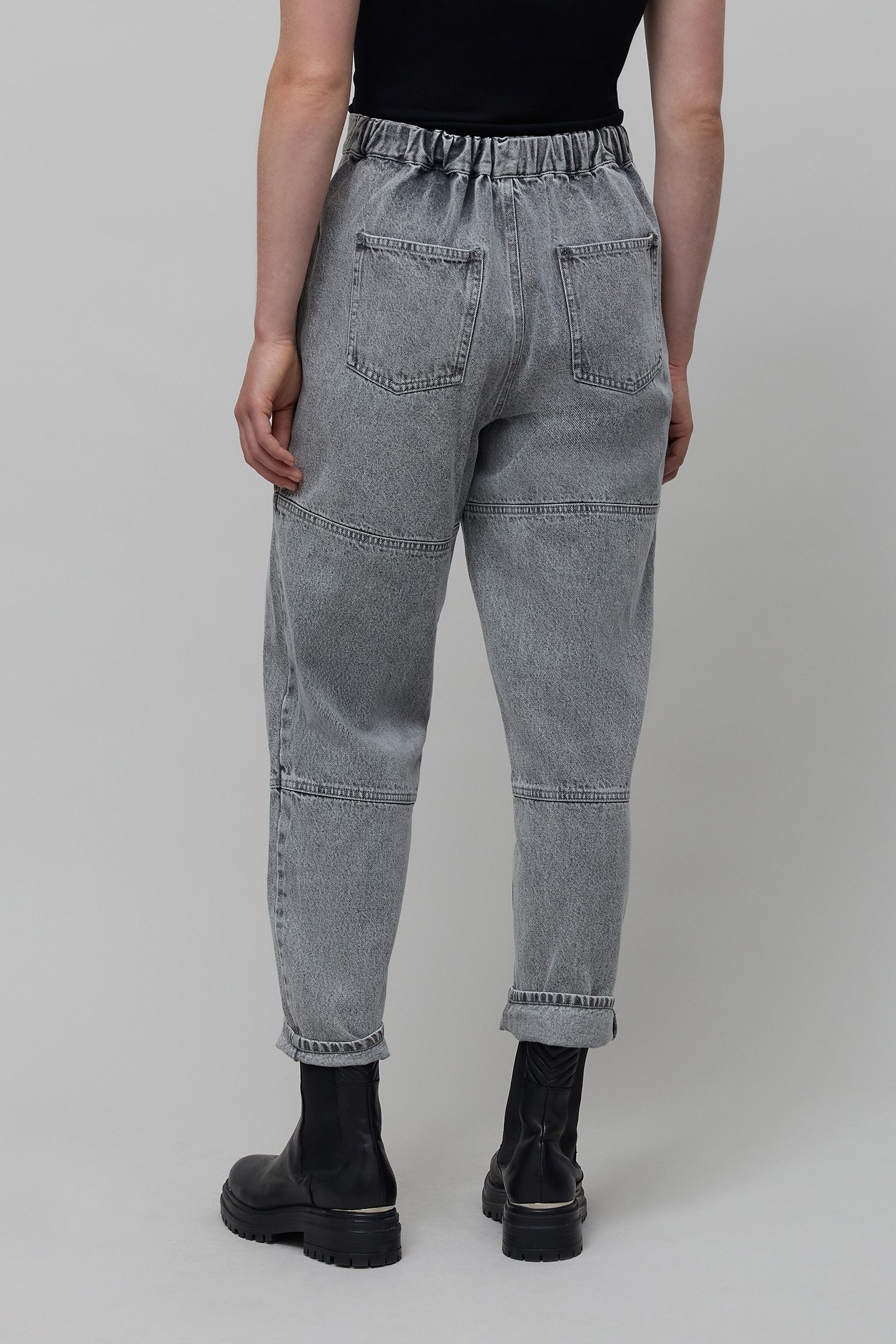 HIGH-WAISTED GREY STRAIGHT JEANS WITH POCKET ZIP 2