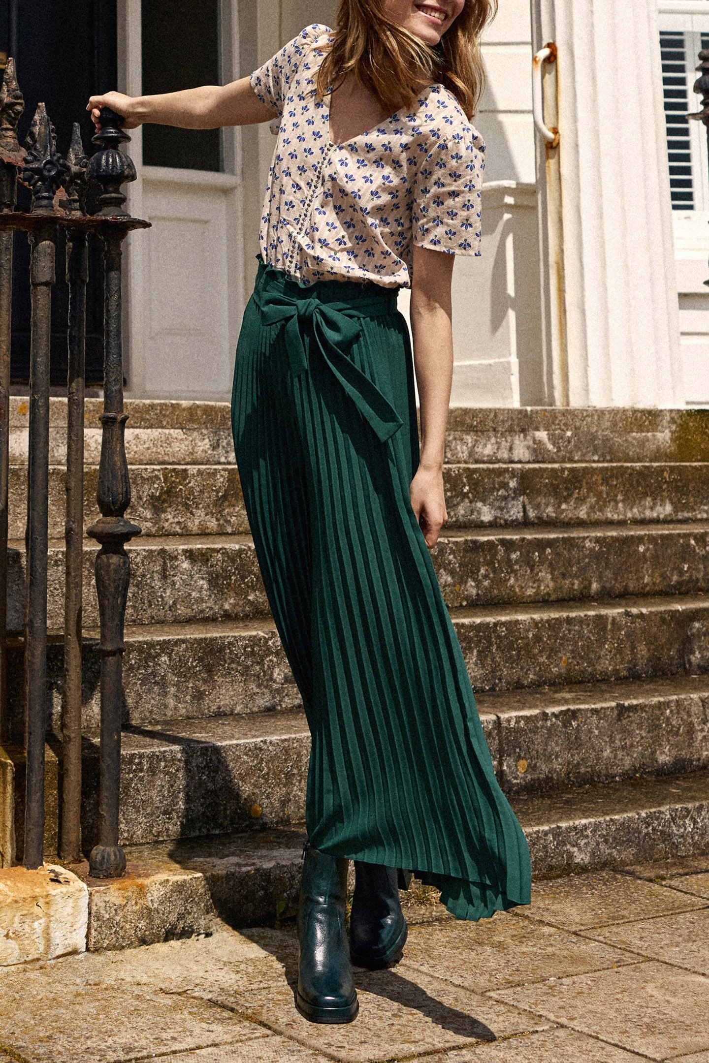 NIGHT GREEN PLEATED WIDE-LEG TROUSERS 8