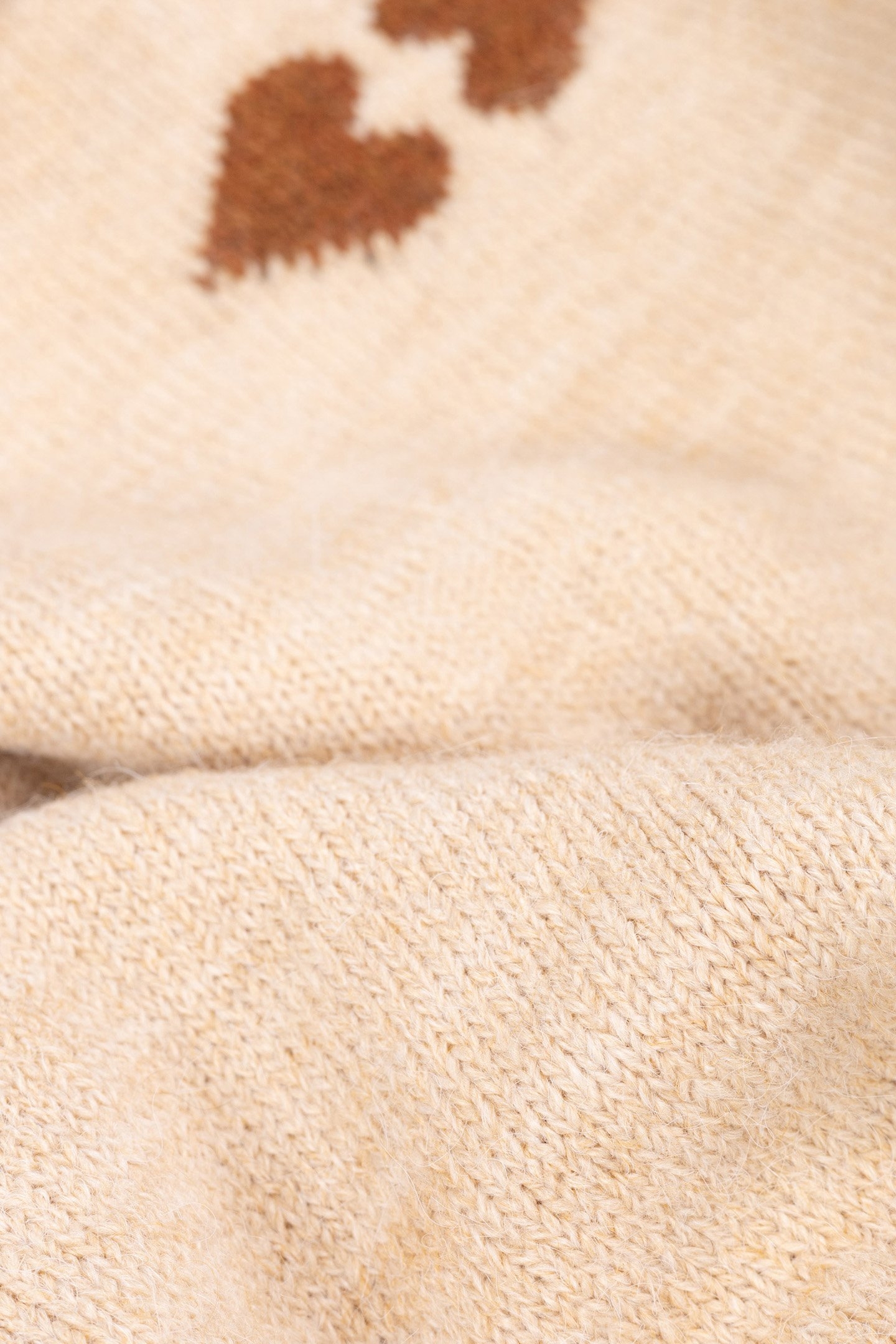 BEIGE STAND-UP COLLAR SWEATER WITH HEART MOTIF 6