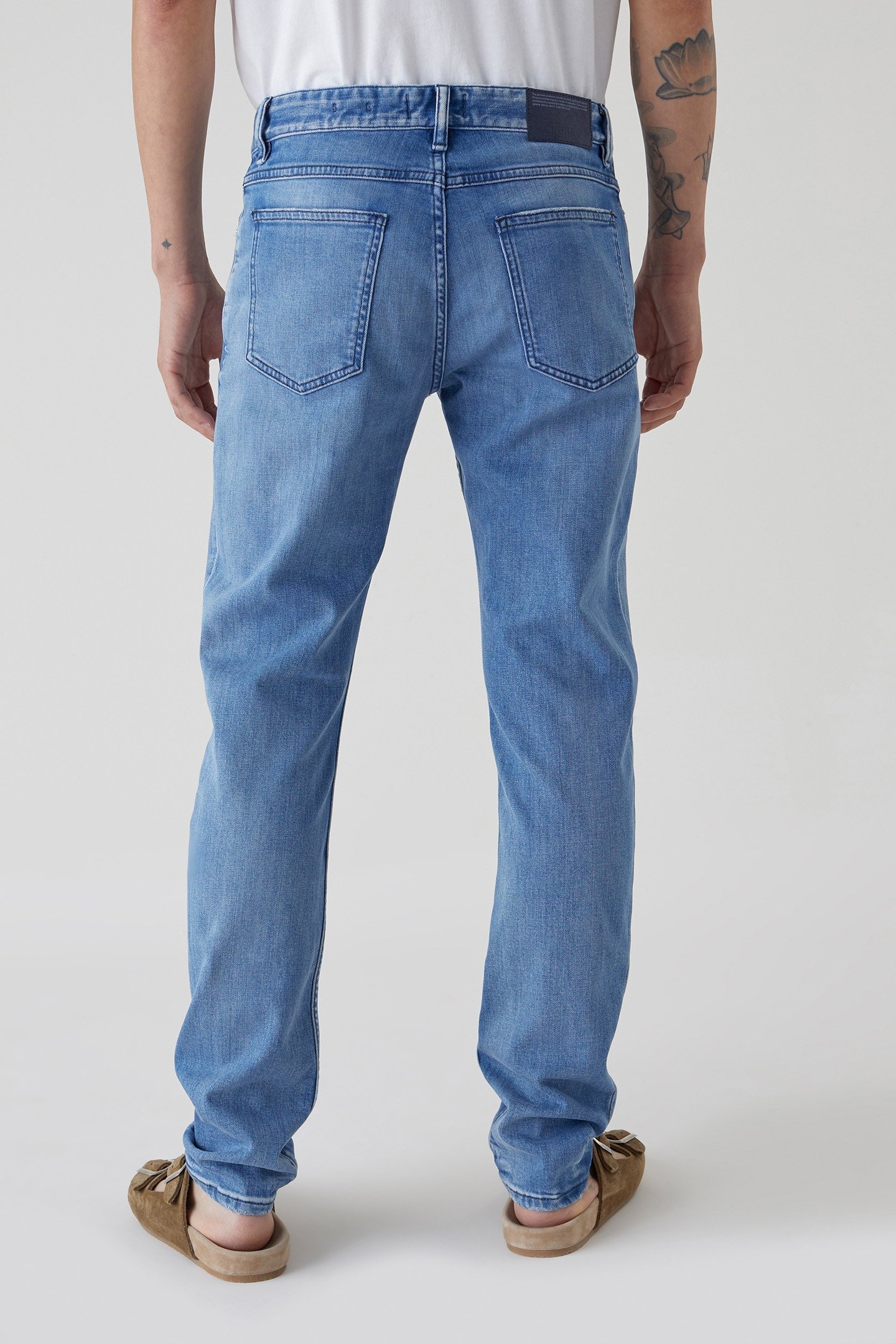 UNITY SLIM JEANS MID BLUE 2
