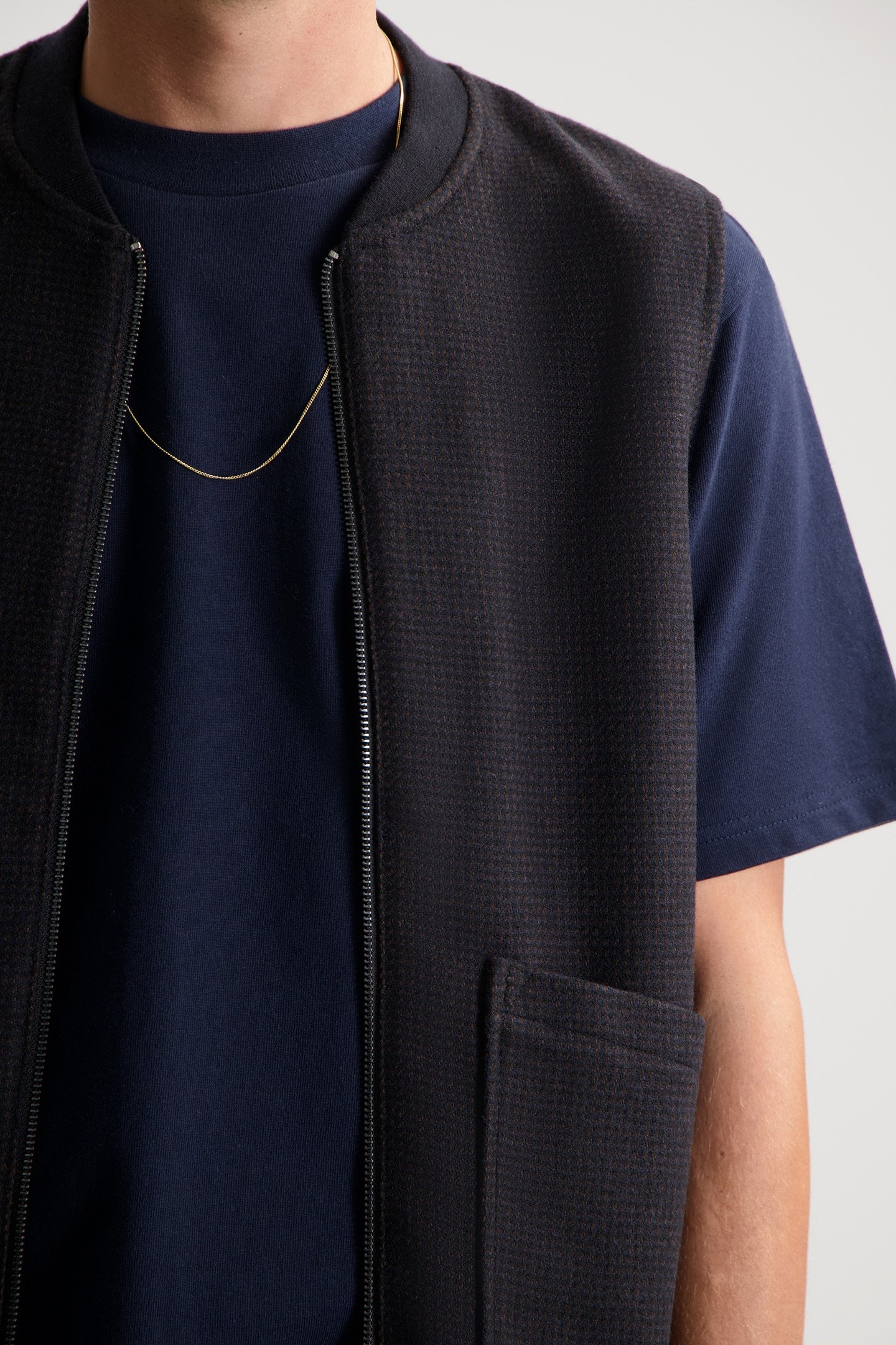 DS_NILS SLEEVELESS COLLEGIATE BLUE 5