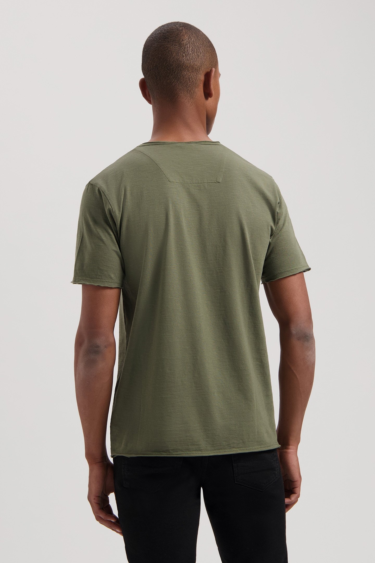 DS_MC QUEEN OLIVE NIGHT 2