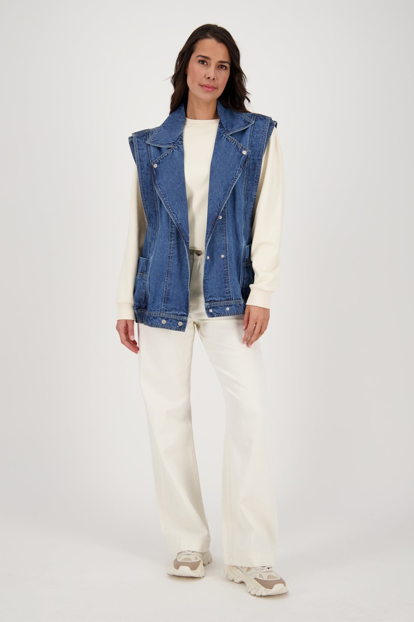 OASIS PATCHED-ON POCKETS JEANS BRIGHT CREAM 3