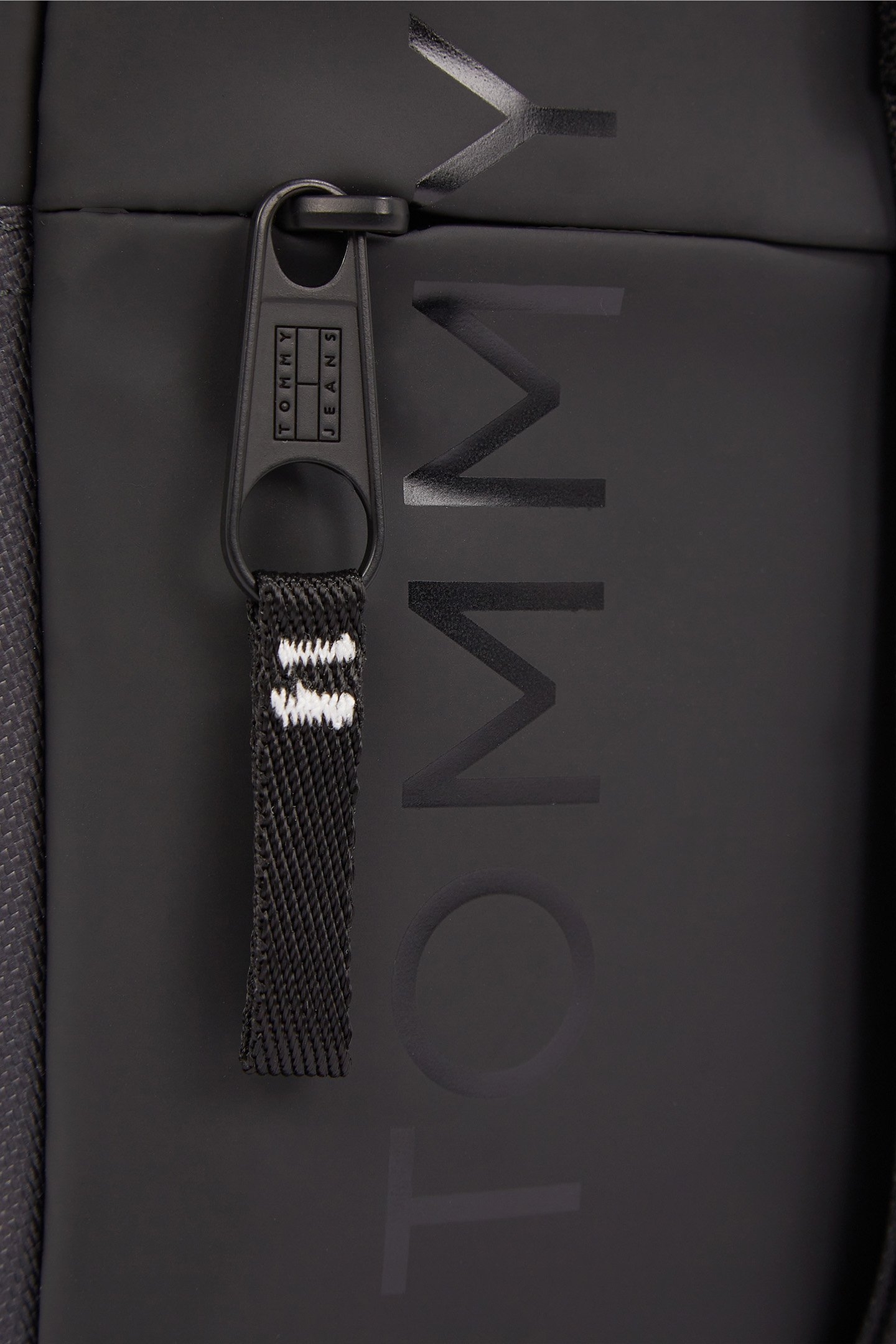 TJM DAILY REPORTER HANDBAG BLACK 5