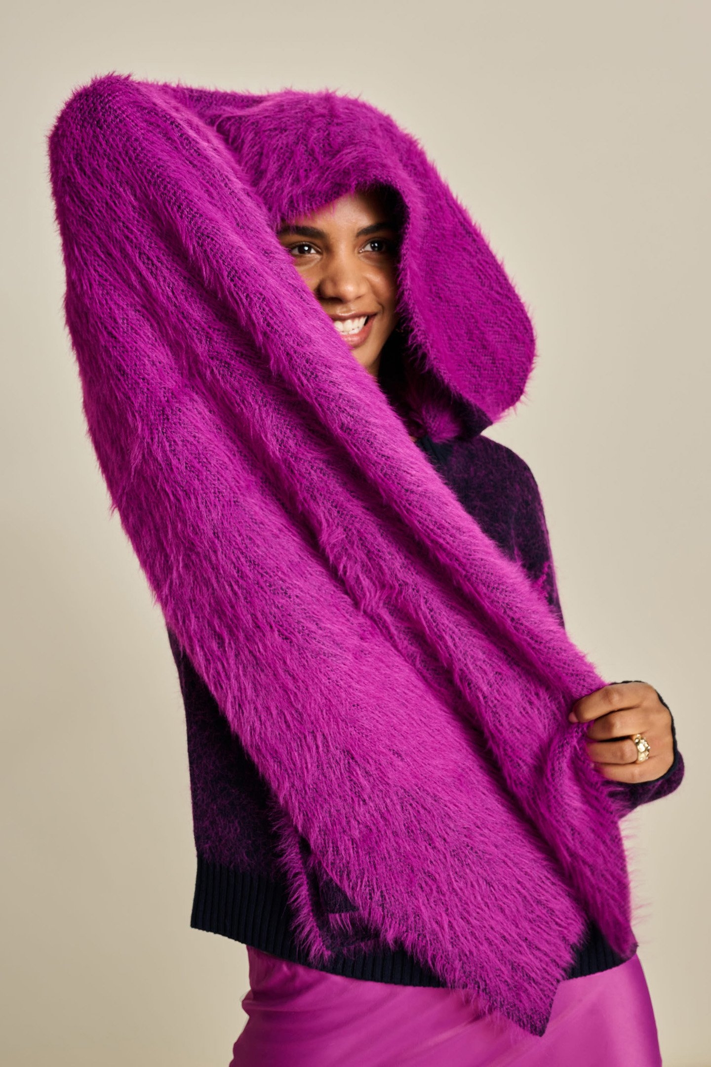 SHAWL - FEATHERS MIDNIGHT BLUE 3