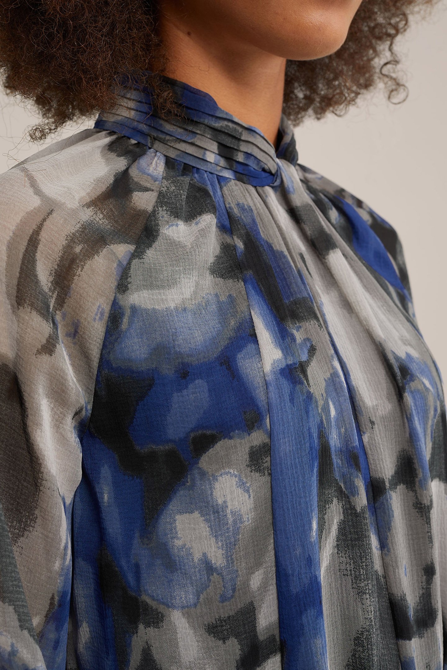 DRESS SHORT MULTI-COLOURED 6