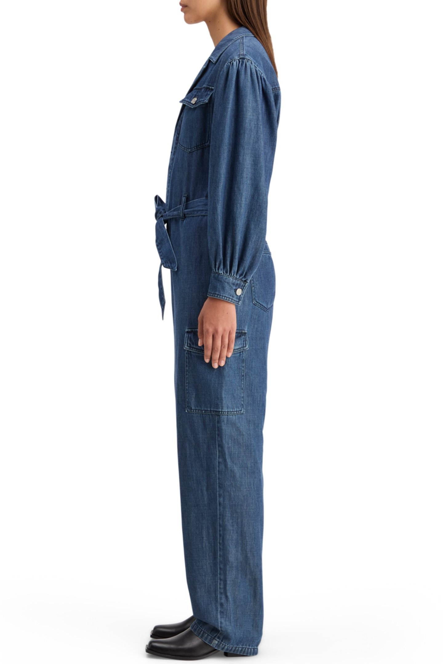 LIGHTWEIGHT DENIM JUMPSUIT IN DARK WASH WITH TONAL DETAILING 5