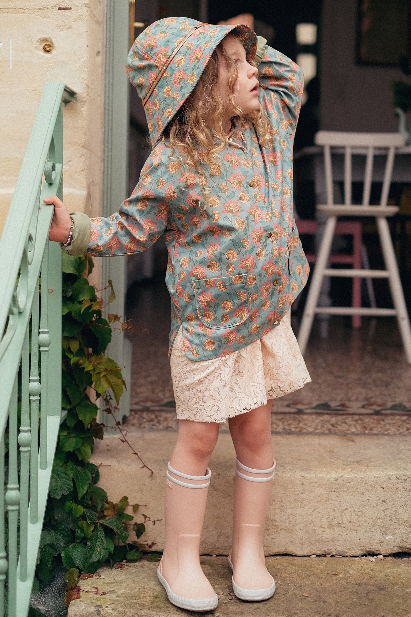 RAINCOAT MANOUKIA TURQUOISE FLOWERS 1