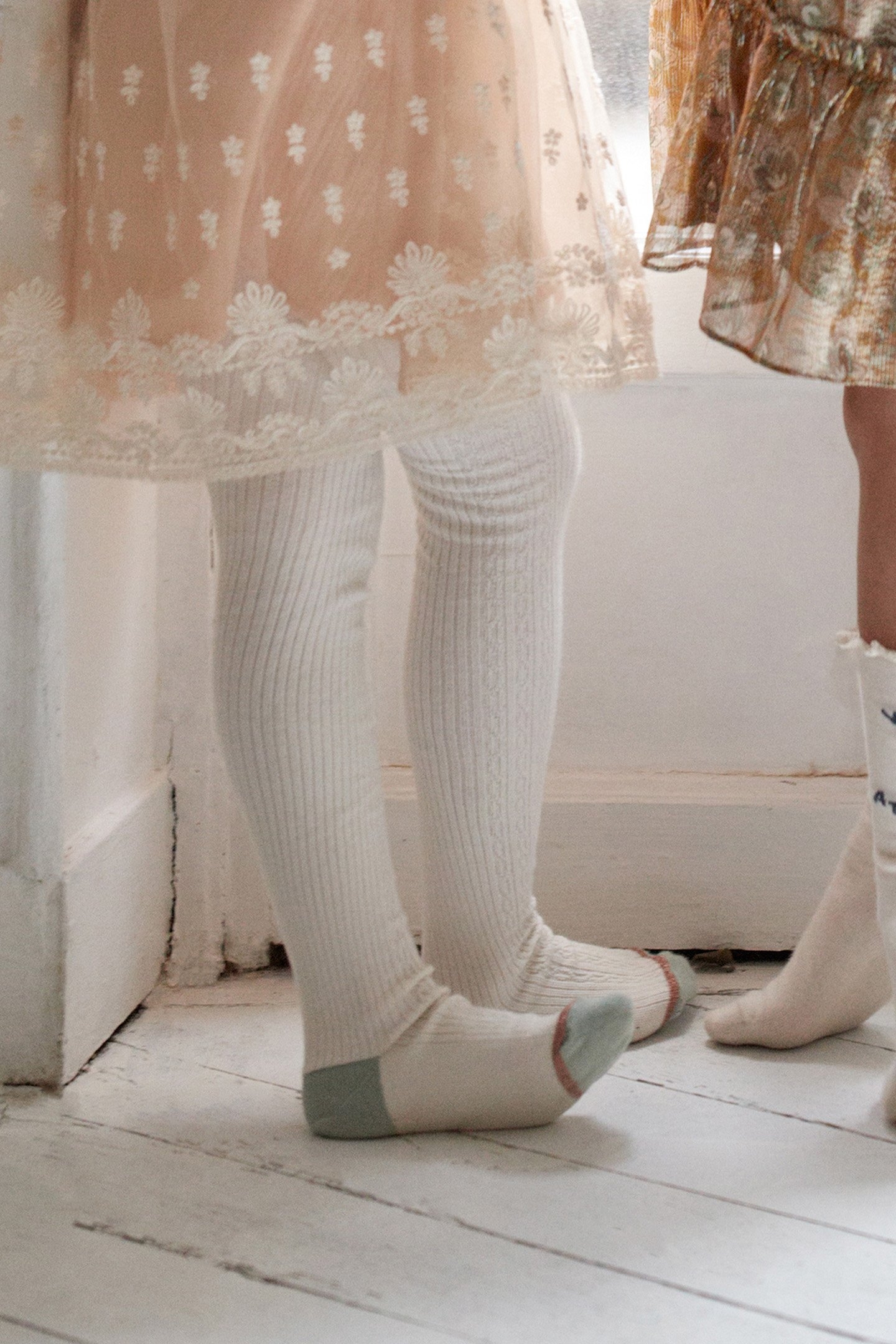 TIGHTS CHUKATA CREAM 3