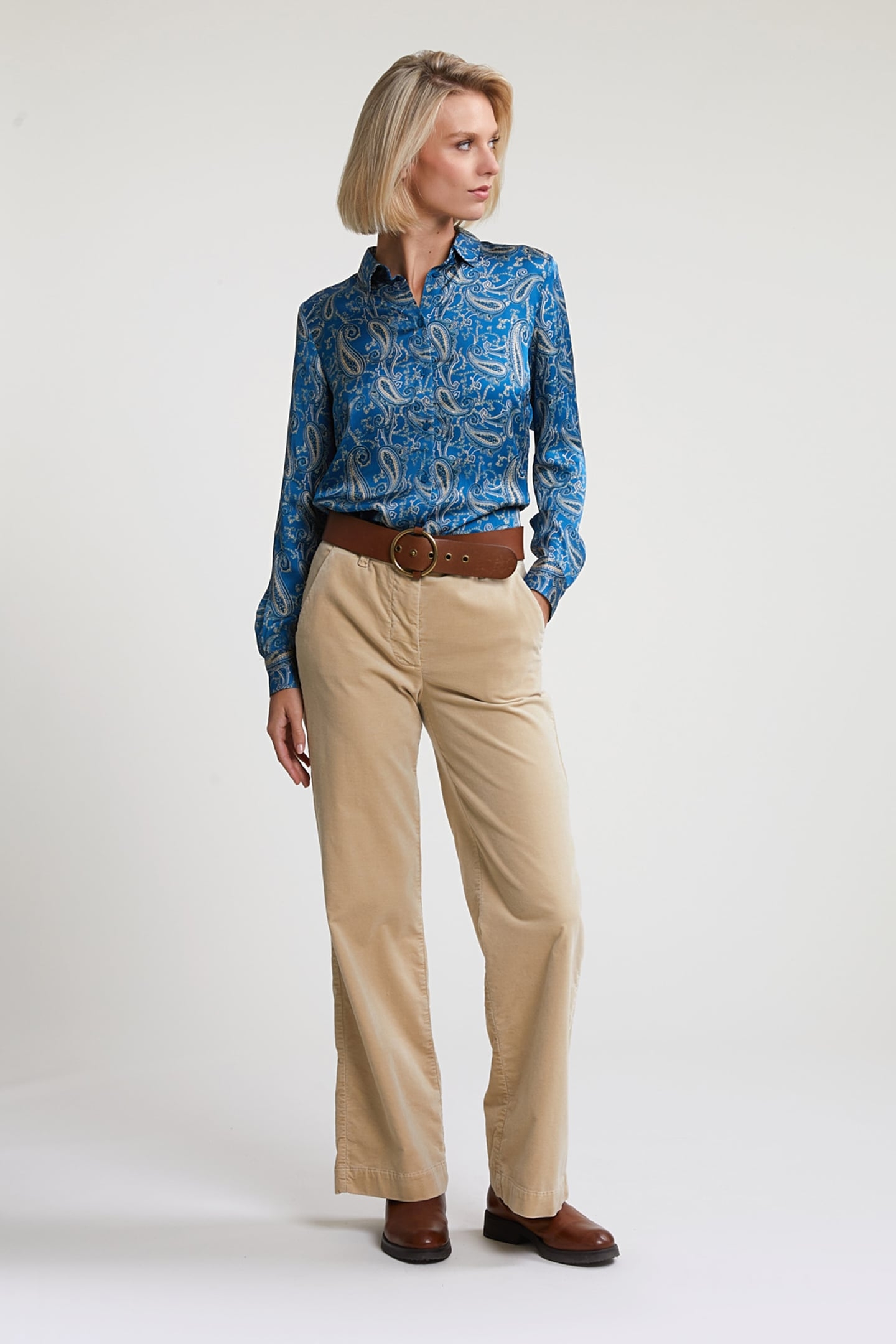 BLUE/BEIGE CLASSIC PAISLEY BLOUSE 3