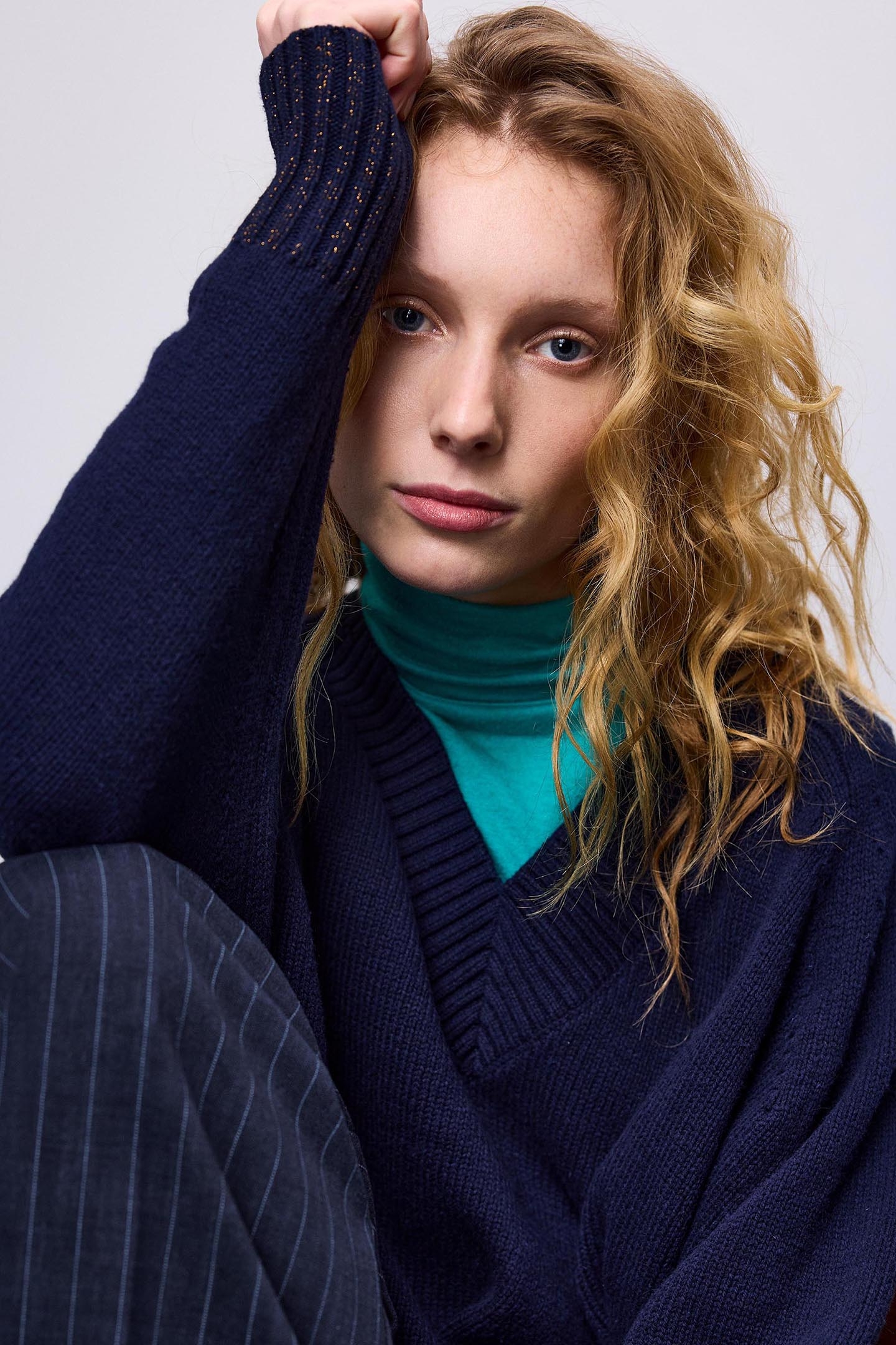 V-NECK SWEATER COTTON MERINO WOOL BLEND KNIT MIDNIGHT BLUE 5