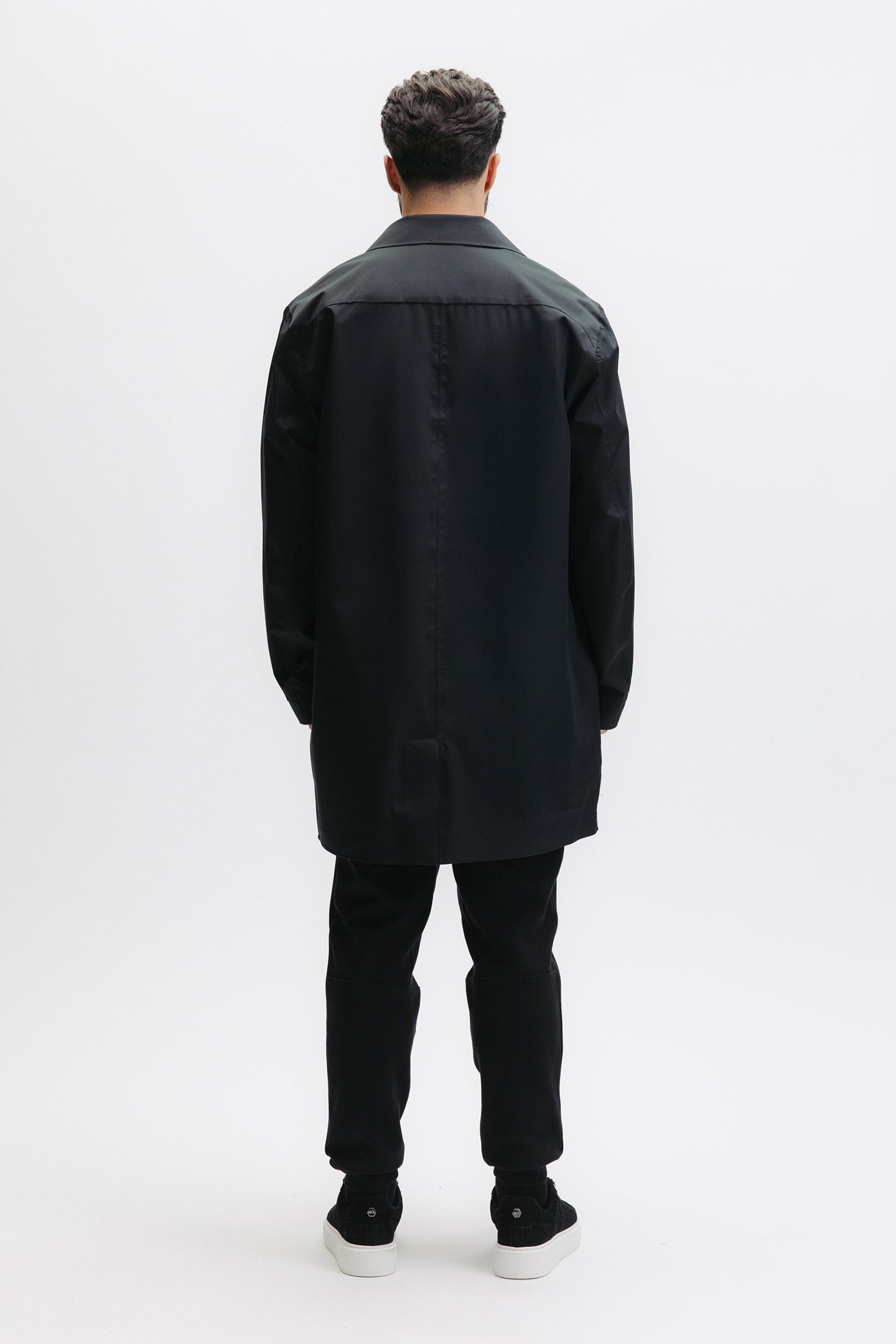 Q SERIES TRENCH COAT JET BLACK 2