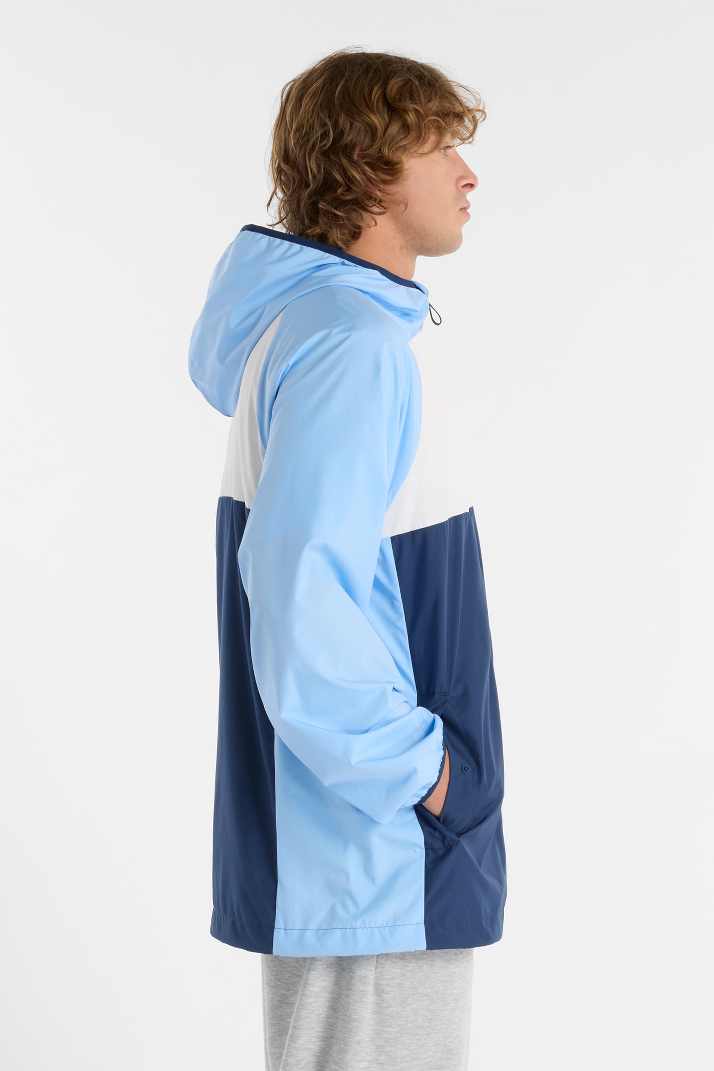 ATHLETICS PACKABLE JACKET ELECTRIC 3