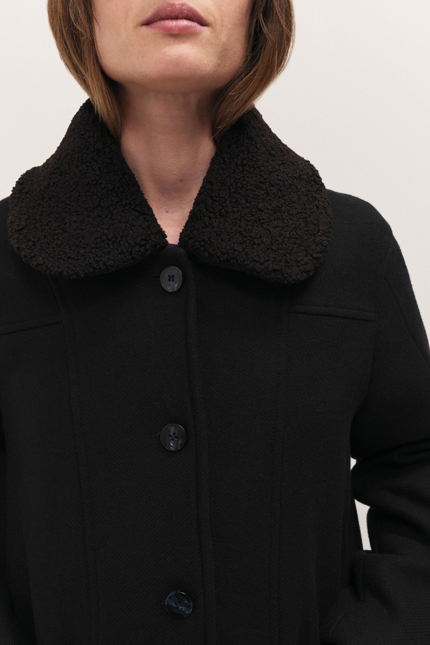 DORA - MID-LENGTH BLACK COAT WITH REMOVABLE SHERPA BOUCLÉ CO 5