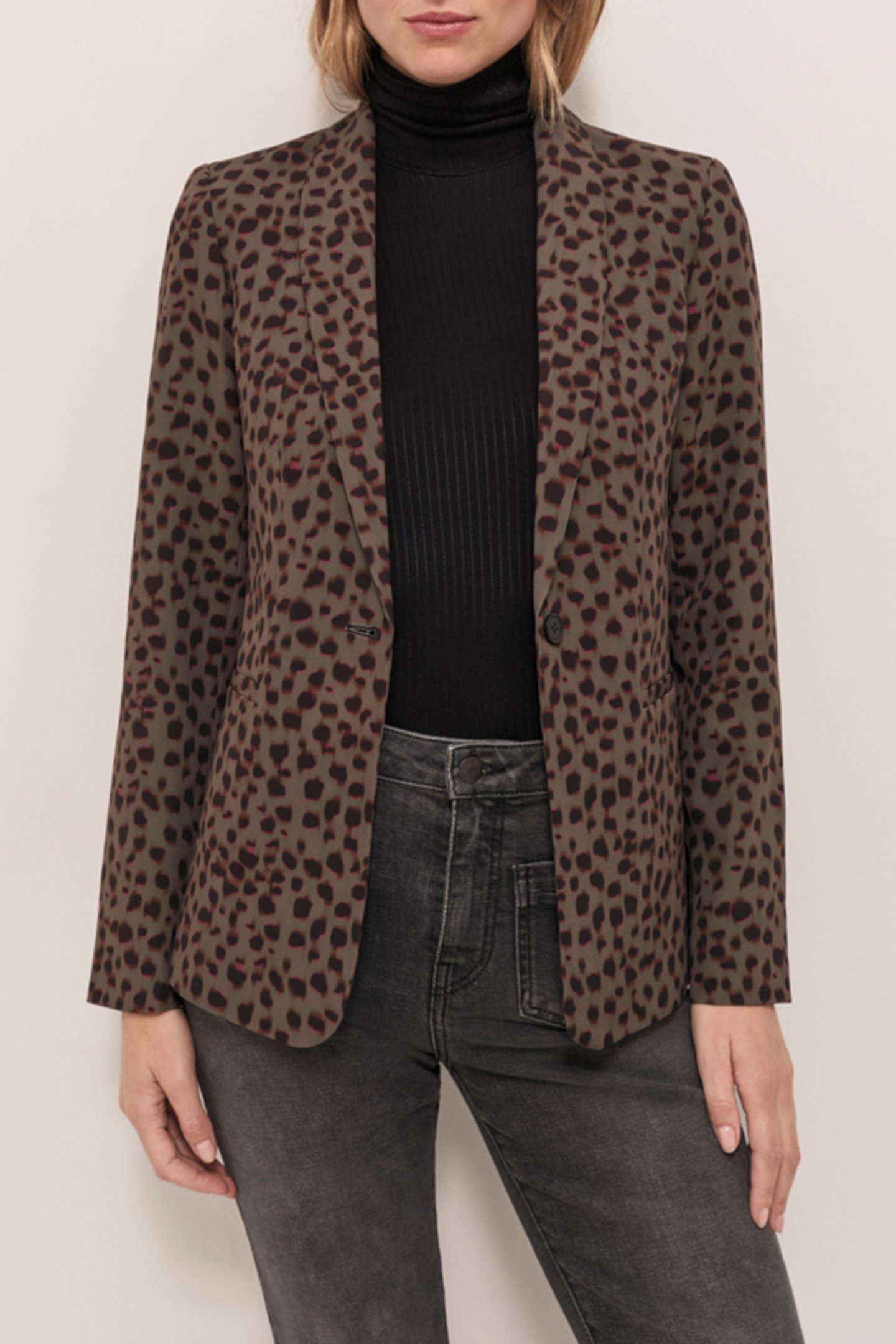 VIKKY - KHAKI JACKET WITH BLURRED SPLATTER PRINT 1