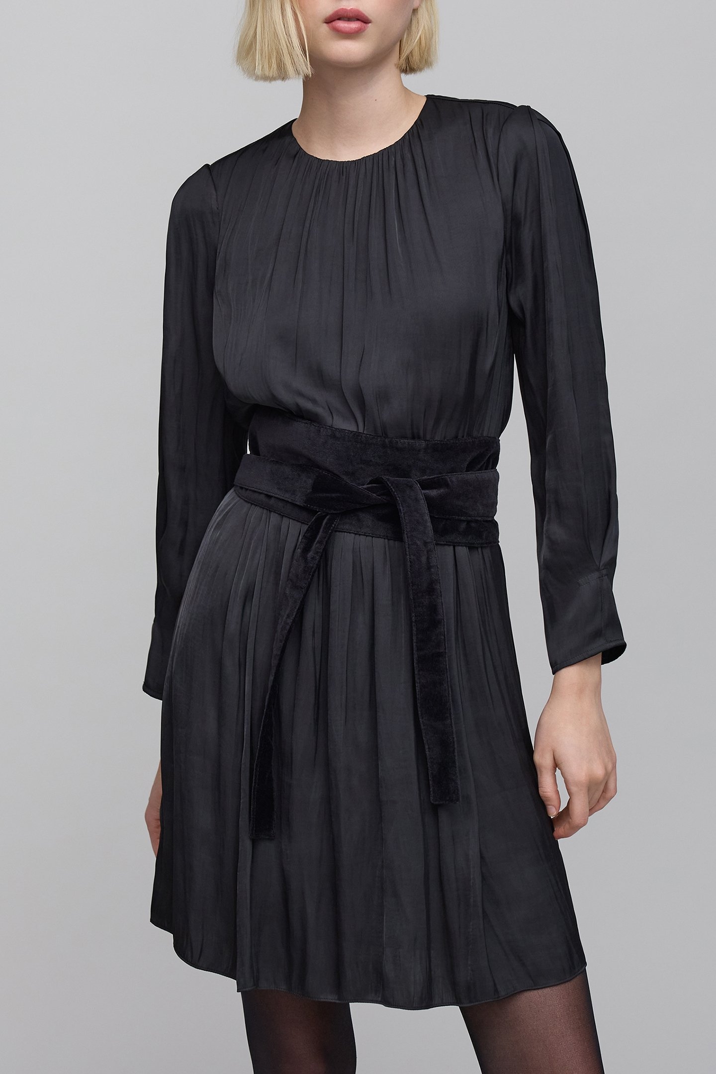 SMOOTH VELVET BLACK DRESS BELT WITH TIE 2