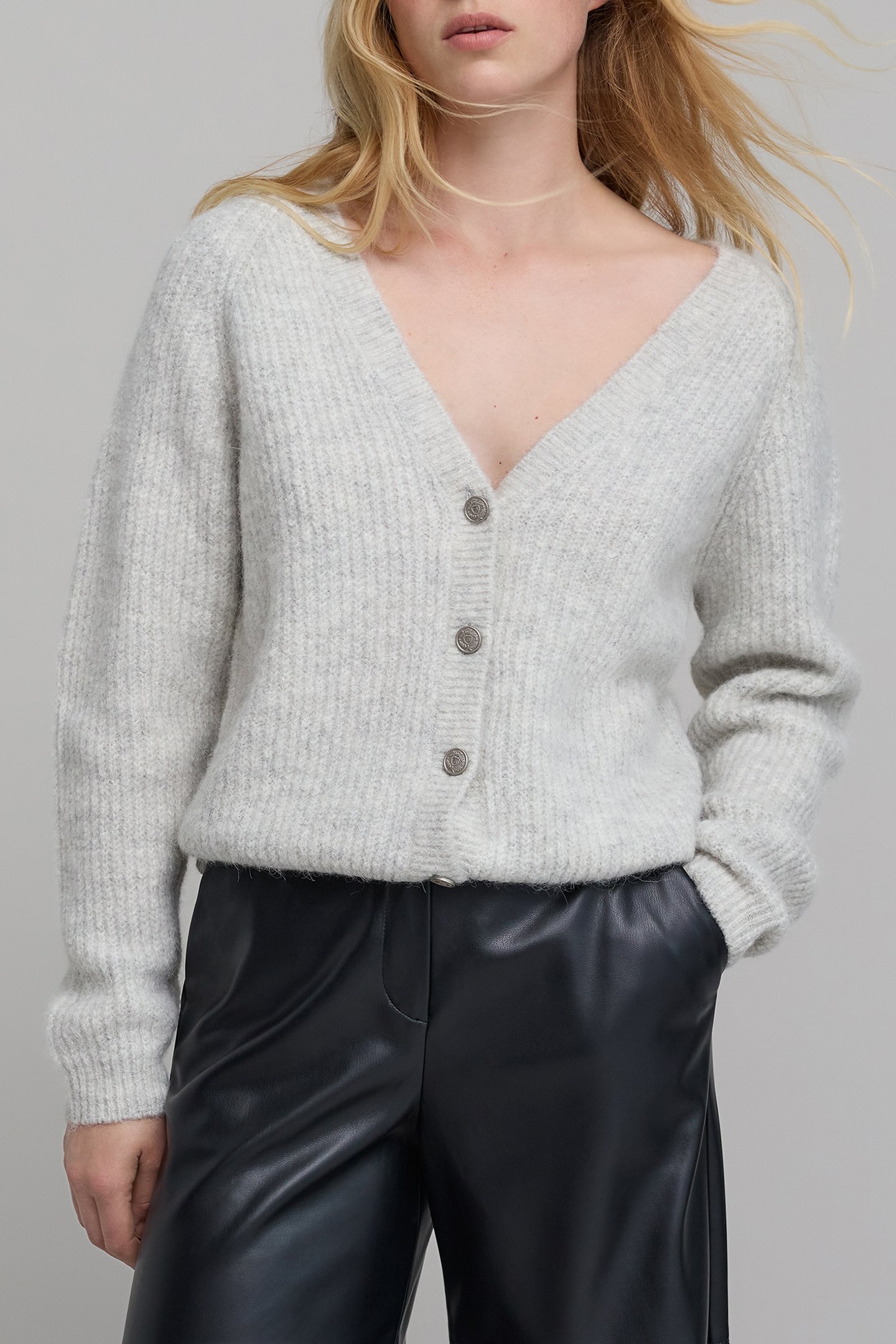 GREY KNIT CARDIGAN 1