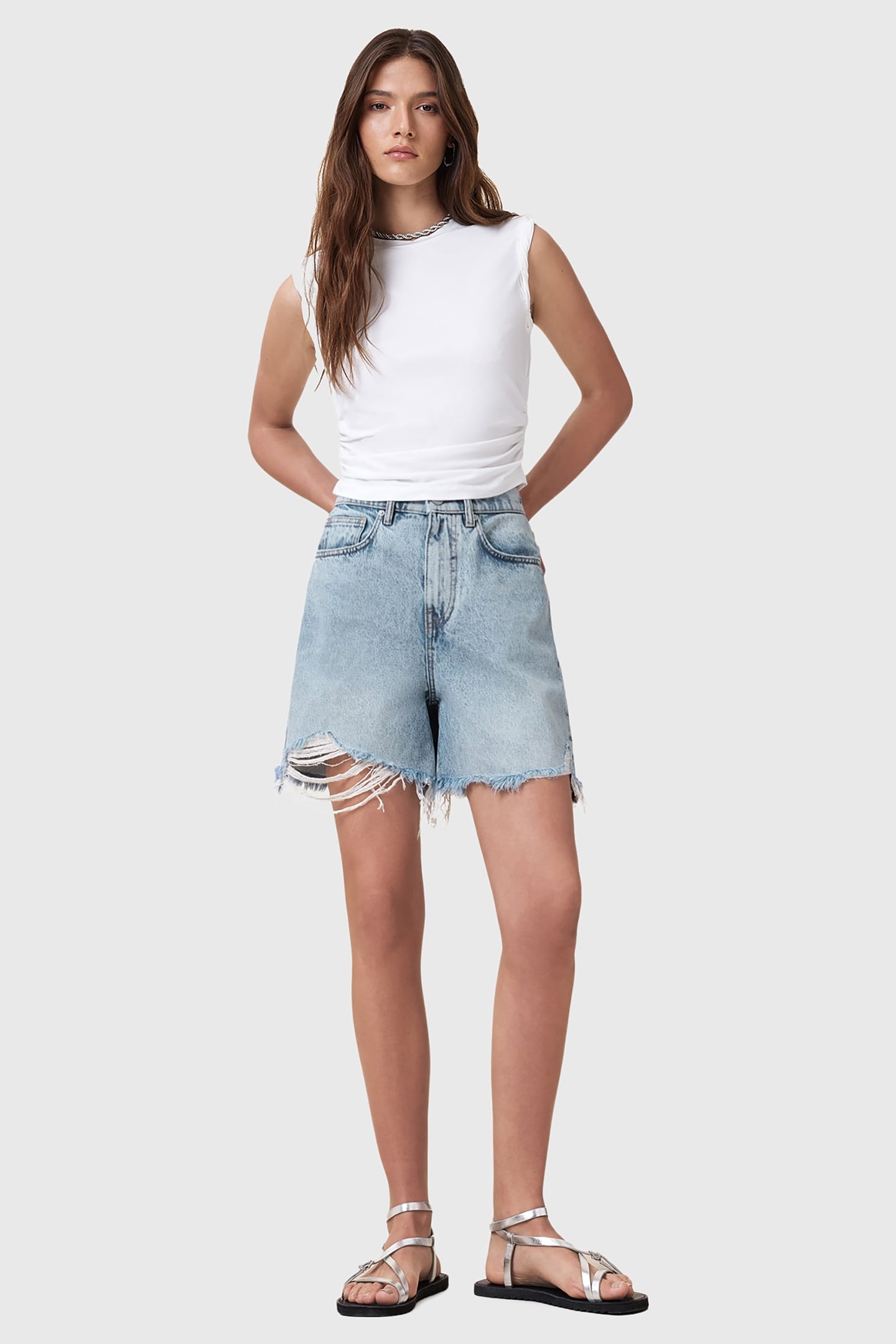 DORIS DENIM SHORT LIGHT INDIGO 3