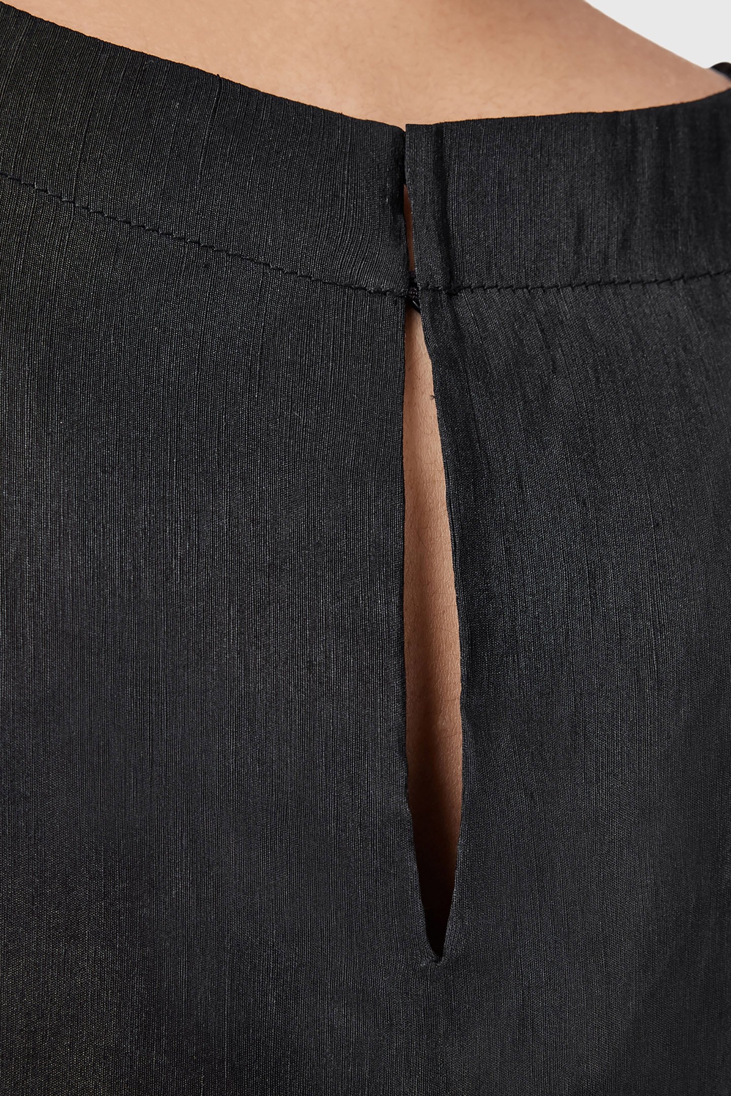 LOTTIE LINEN TOP BLACK 7