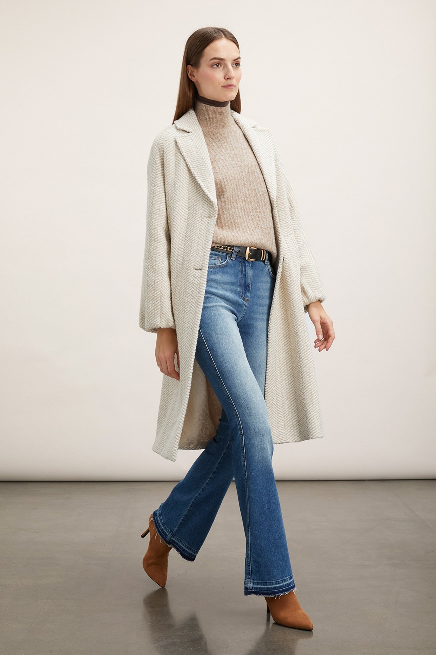 WOOL BLEND HERRINGBONE YARN DYED COAT WHITE 3